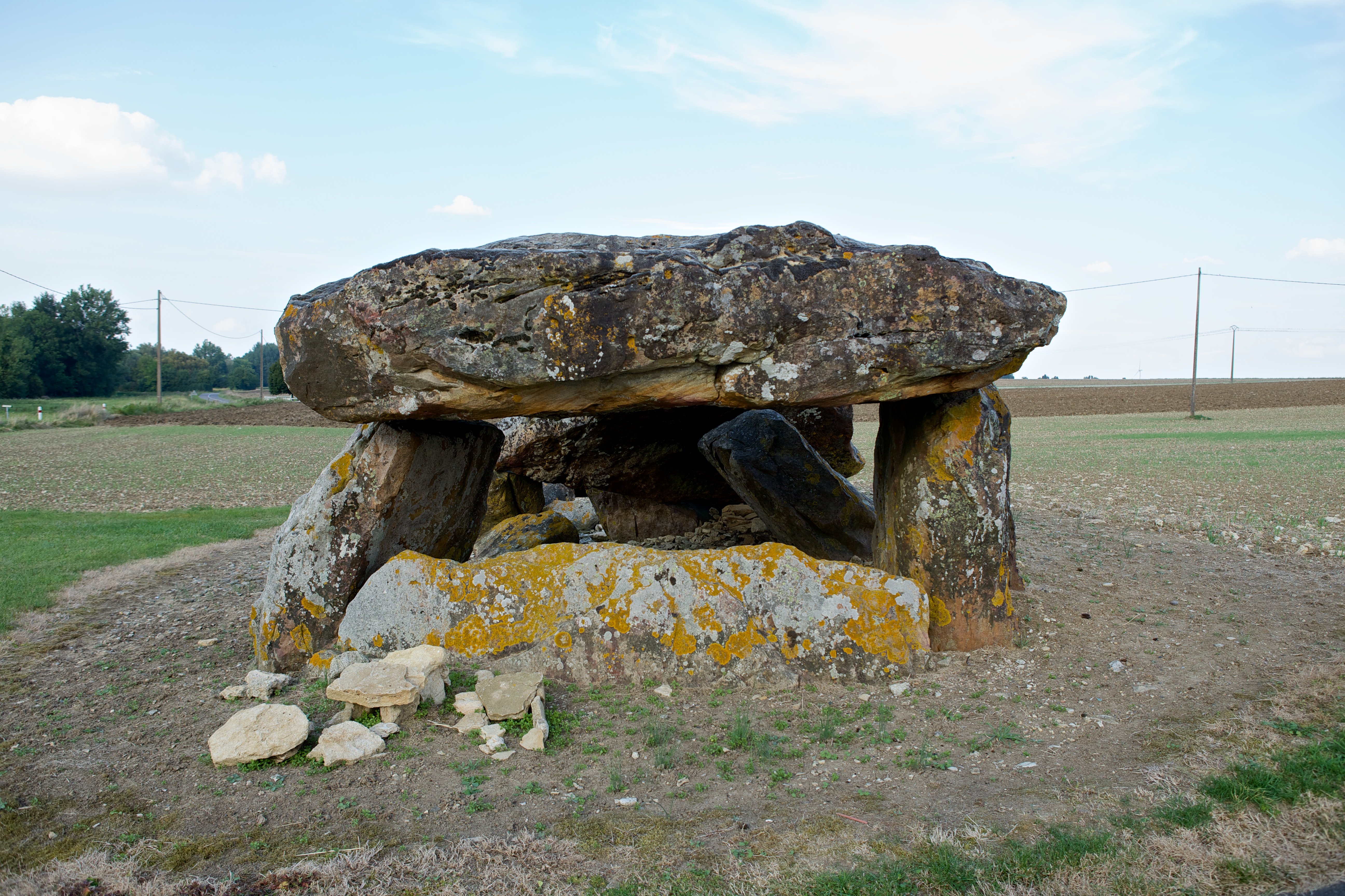 Dolmen de la Pierre Levée