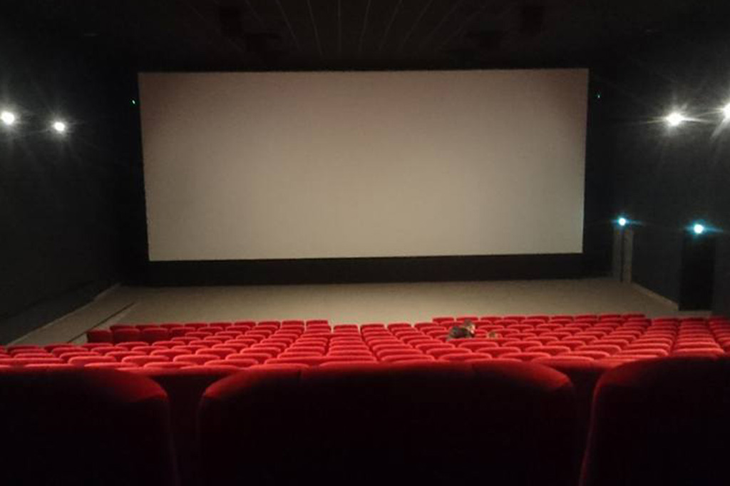 Cinéma Multiplexe Le Grand Club