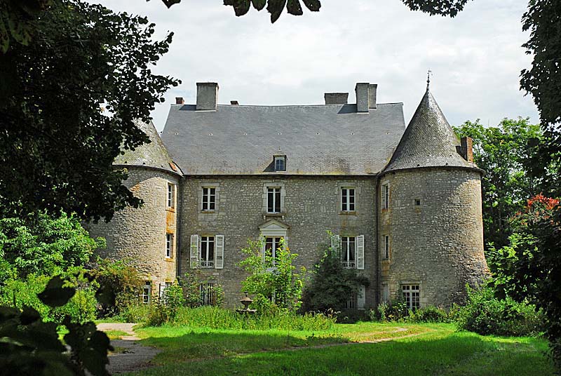 CHATEAU DE VIVEY