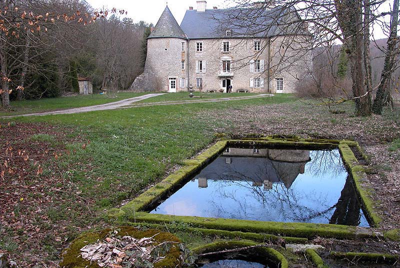 CHATEAU DE VIVEY