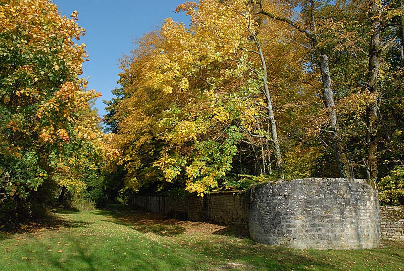 CHATEAU XVIIIe SIECLE DE CHANGEY