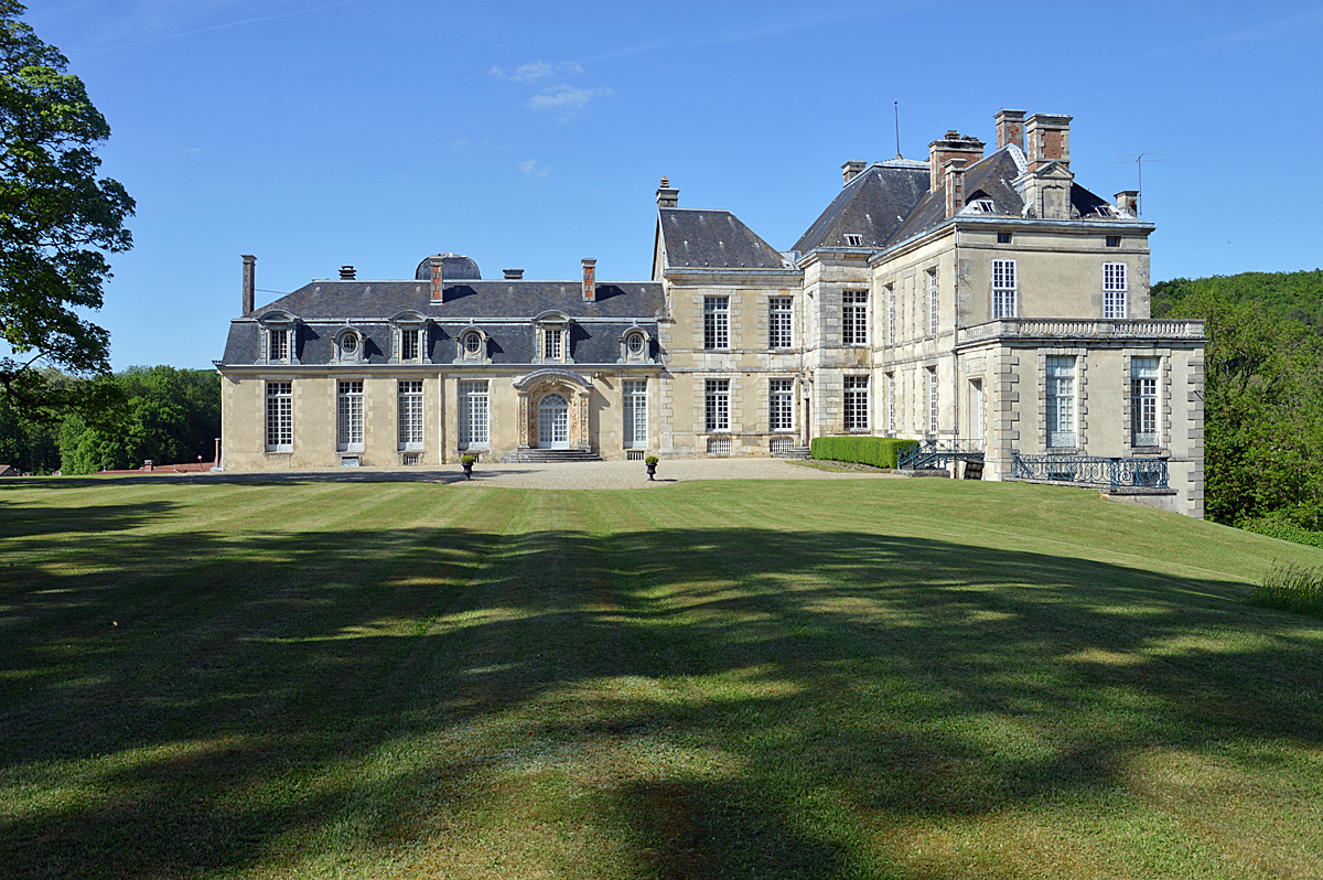 CHATEAU DE CIREY-SUR-BLAISE