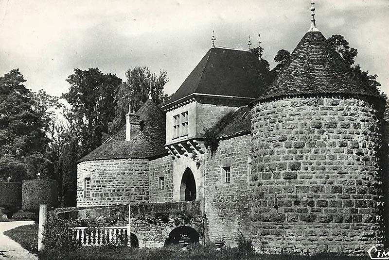 CHATEAU XIXe SIECLE DE PRANGEY