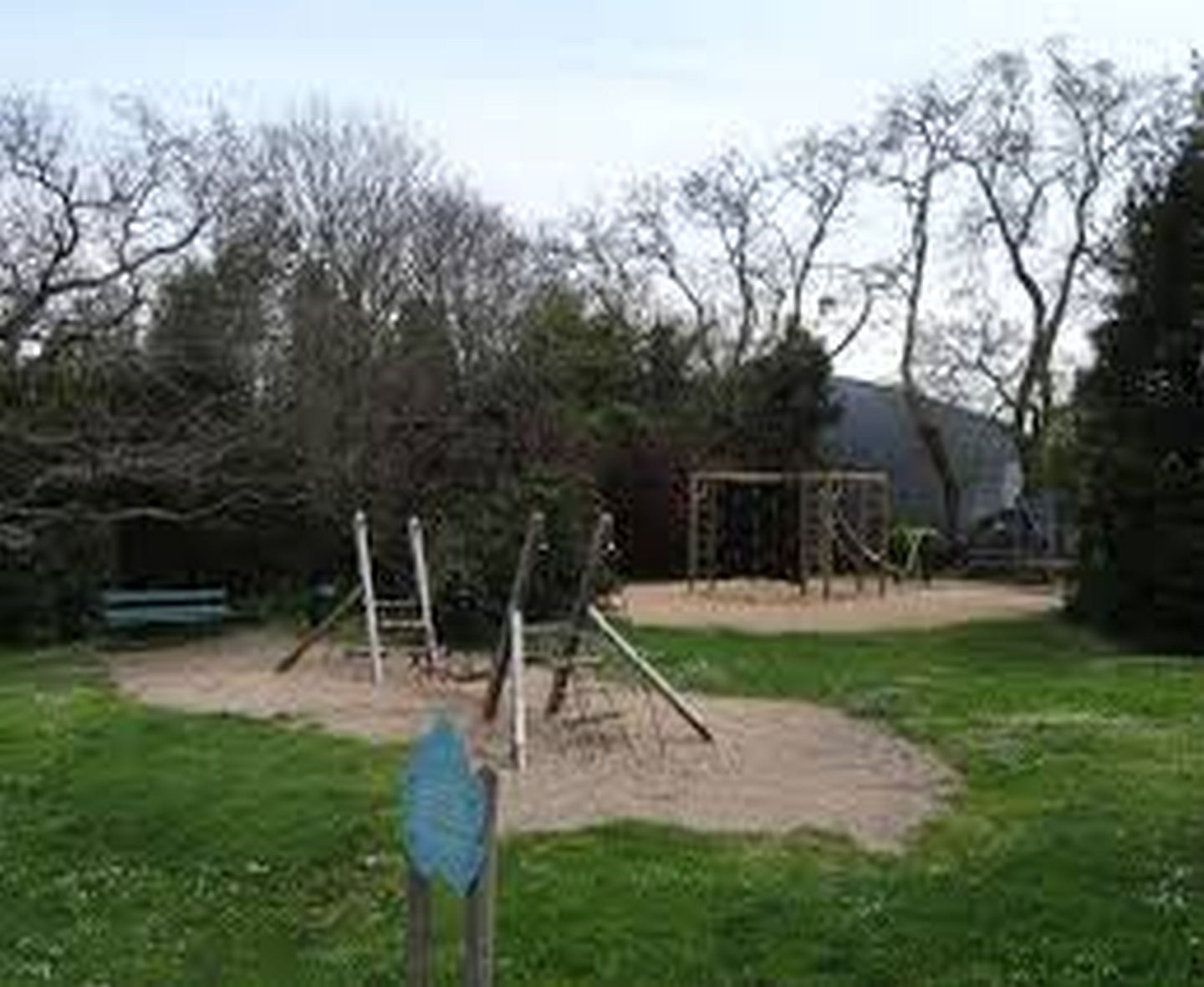 Aire de Jeux Lac Marion