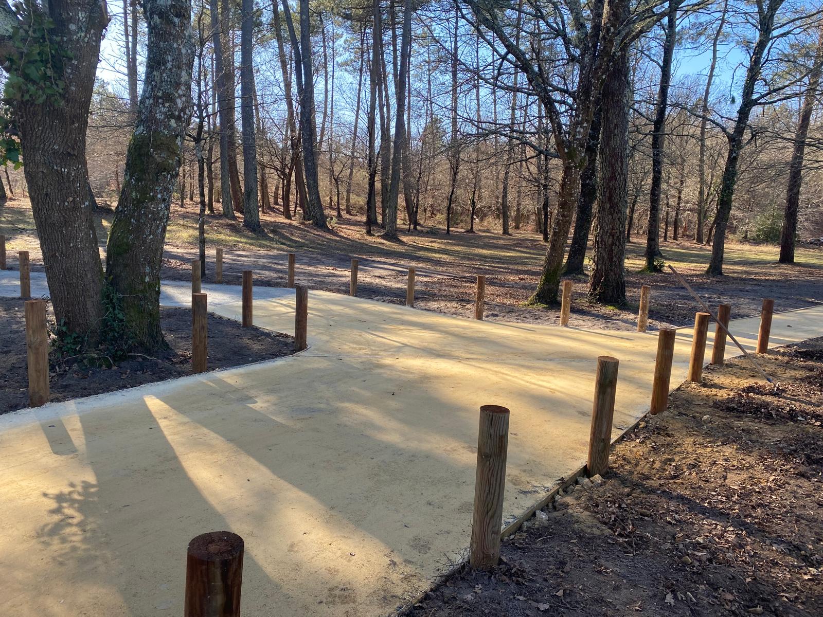 Ponton de pêche de l'étang du Bourg Vieux - Bias