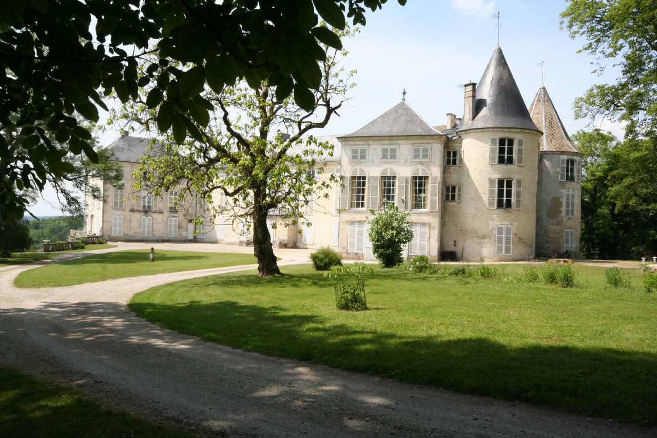 CHATEAU DE REYNEL