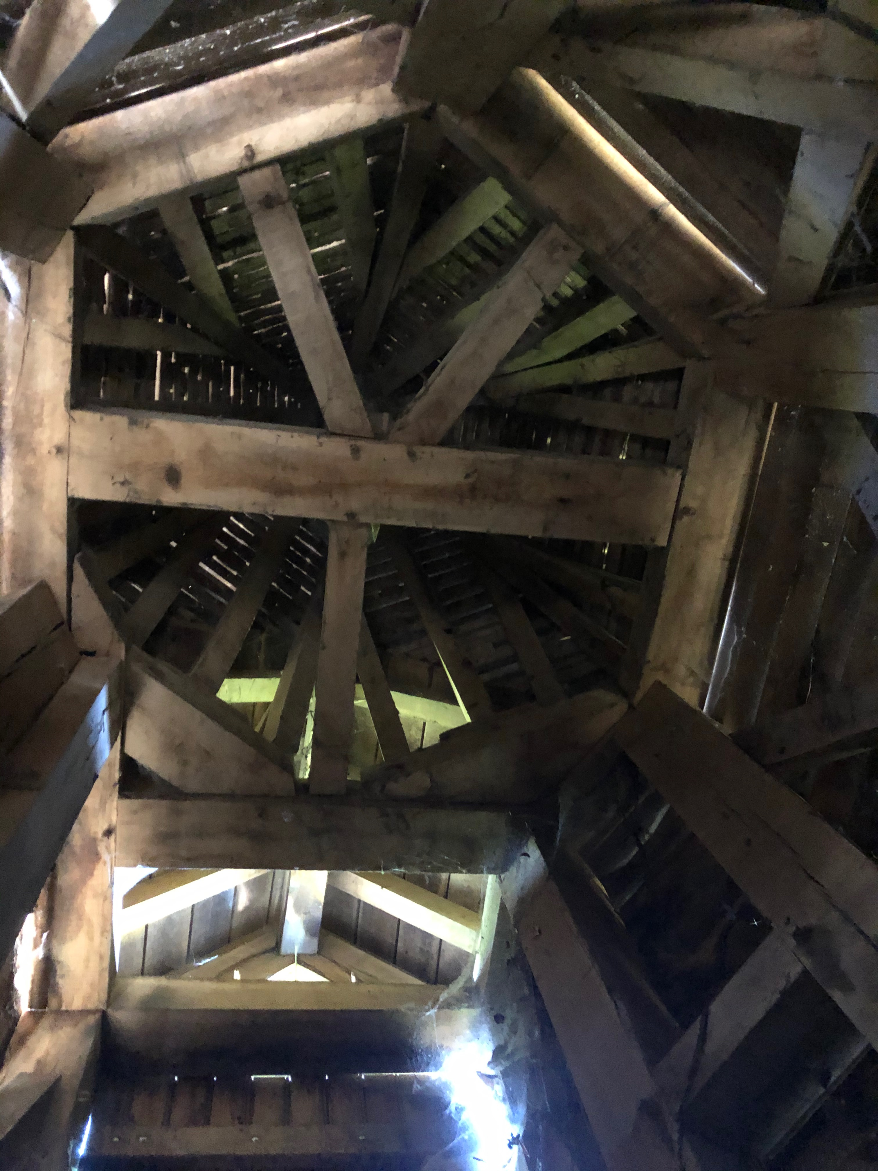 Le Château et ses fortifications