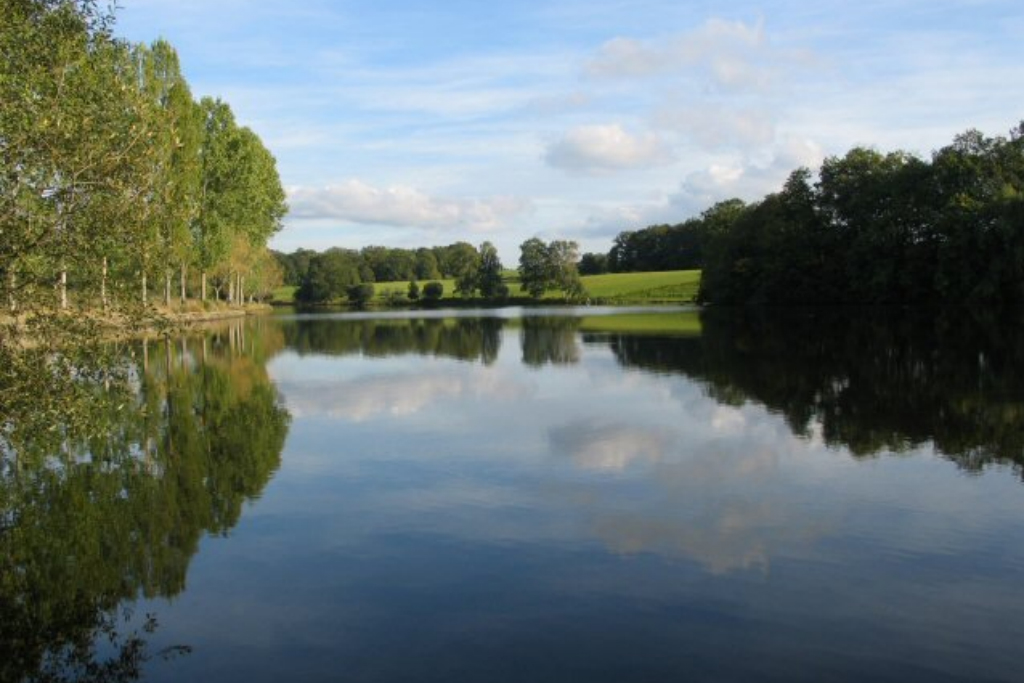 Lake Heritage Saint-Pardoux-le-Lac