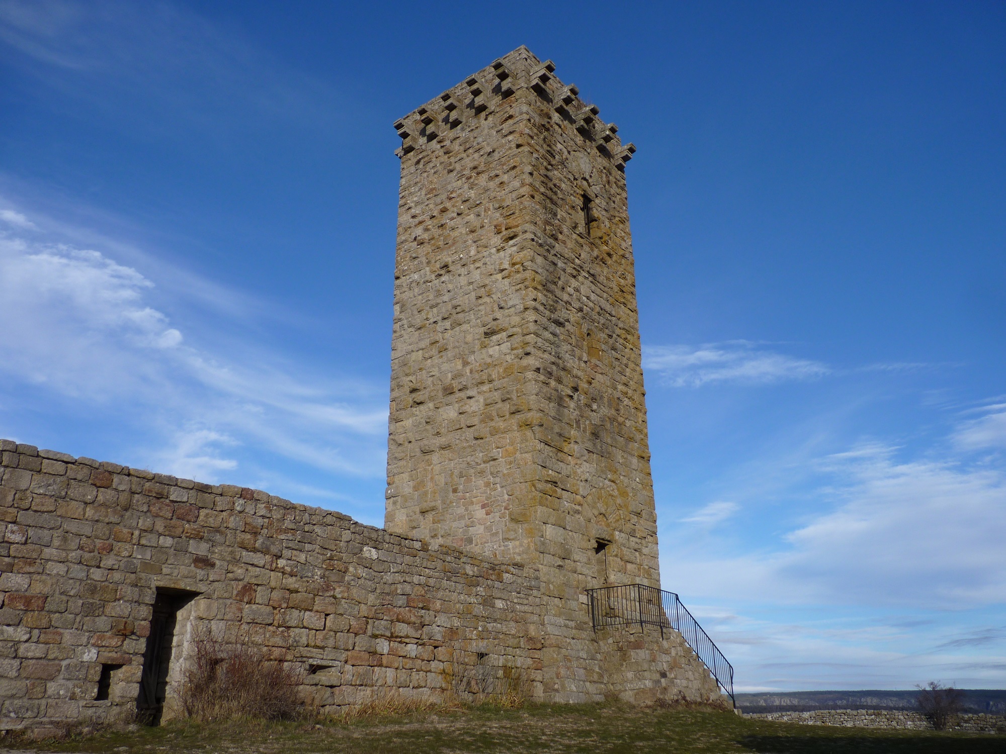 CHATEAU DE LA GARDE-GUERIN