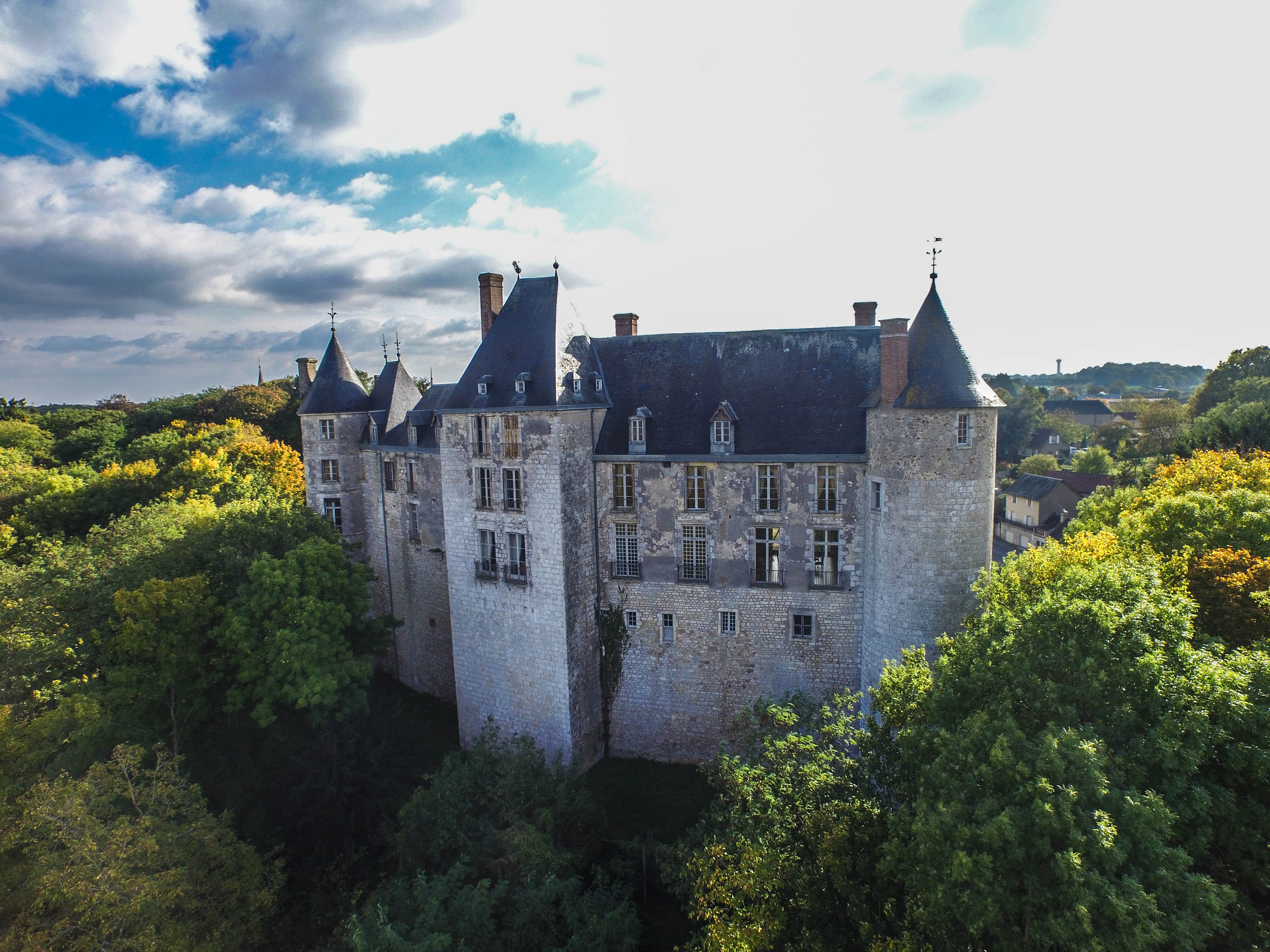 Château de Saint-Brisson-sur-Loire