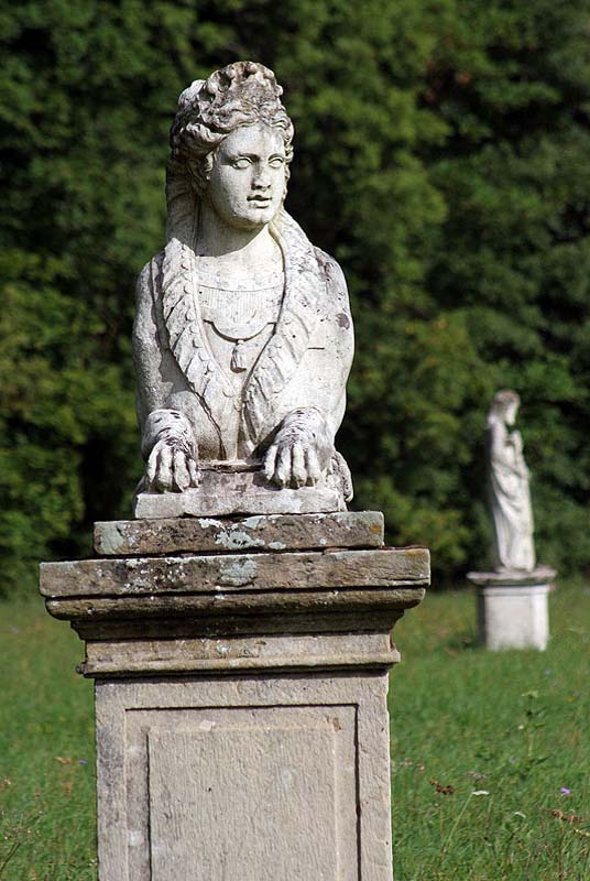 CHATEAU XIIe SIECLE DE PERCEY-LE-PAUTEL