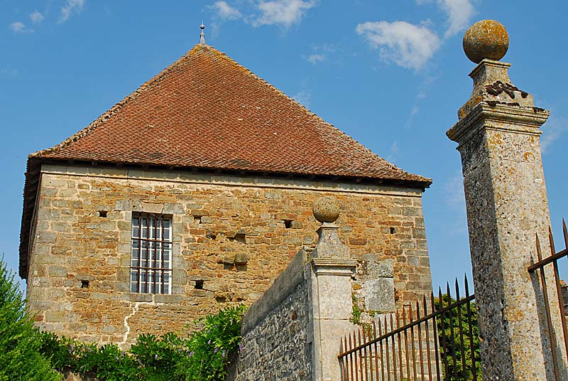 CHATEAU DE NETTANCOURT
