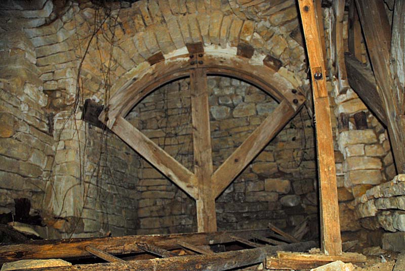 CHATEAU DE MONTSAUGEON