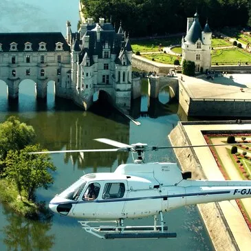 Baptême en Hélicoptère à Amboise - Les Châteaux de la Loire