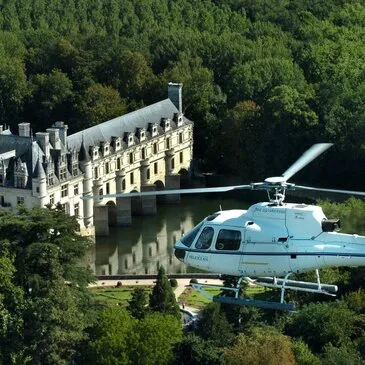Baptême en Hélicoptère à Amboise - Les Châteaux de la Loire