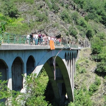 Saut à l'élastique près de Castres