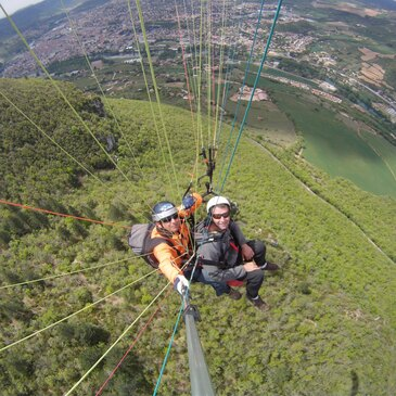 Baptême de Voltige en Parapente au Viaduc de Millau