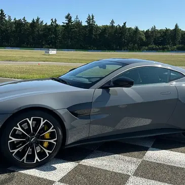 Coffret Pilotage Aston Martin - Circuit de Dreux