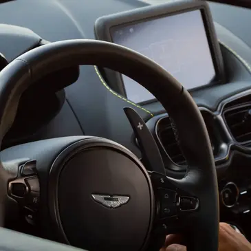 Coffret Pilotage Aston Martin - Circuit de Dreux