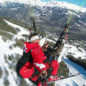 Baptême en Parapente à Ski à Pra Loup
