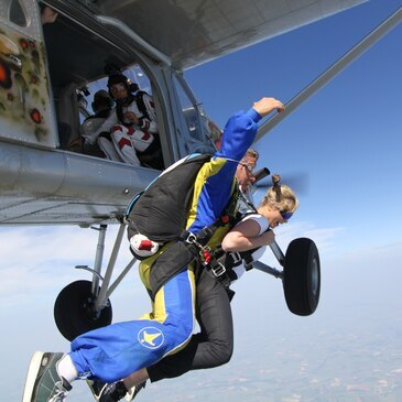 Saut en Parachute à Péronne en Tandem