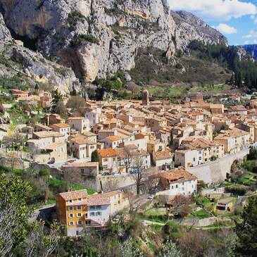 Vol en Montgolfière à Moustiers Sainte Marie