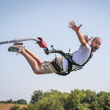 Saut à l'élastique au Viaduc de la Souleuvre en Normandie