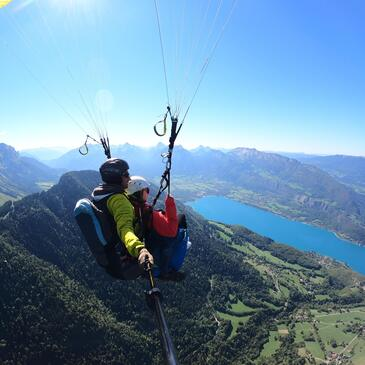 Baptême en Parapente - Survol du Lac d'Annecy