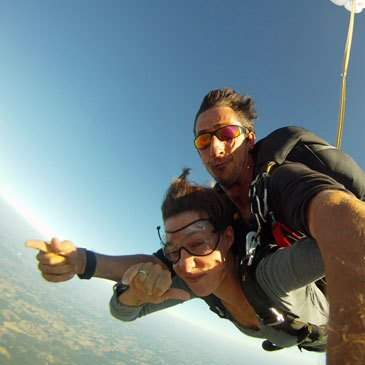 Saut en Parachute Tandem à Sarlat