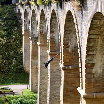 Saut à l'élastique près de Charleville-Mézières