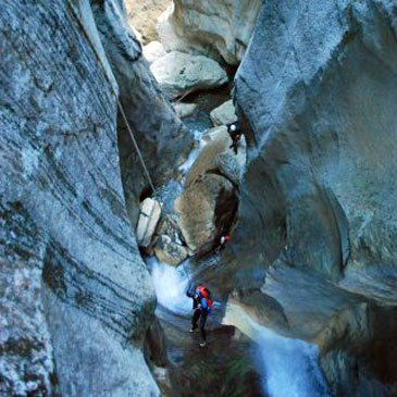 Descente Sportive du Canyon des Ecouges à Grenoble