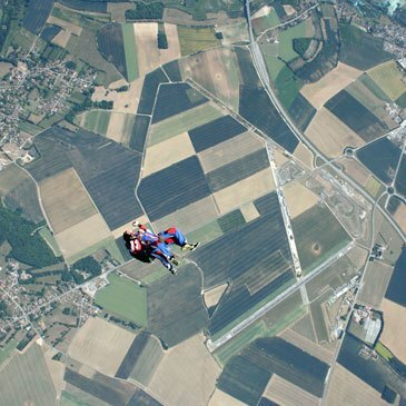 Saut en Parachute Tandem aux environs de Nancy