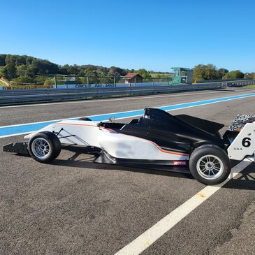 Coffret Cadeau Stage de Pilotage Monoplace - Circuit de Pau-Arnos