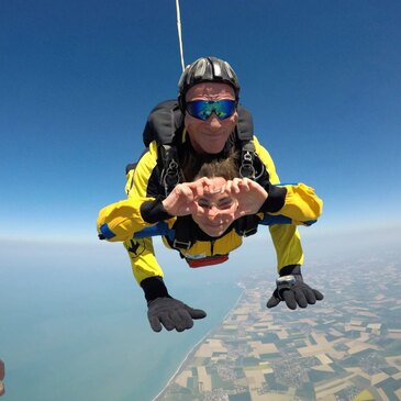 Saut en Parachute Tandem près d'Etretat
