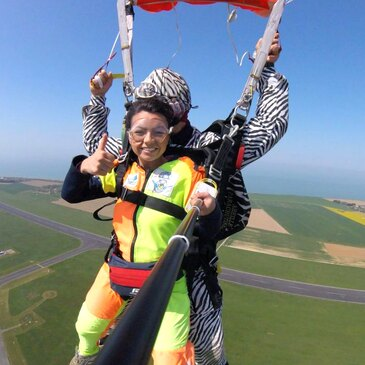 Saut en Parachute Tandem près d'Etretat