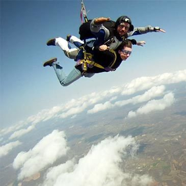 Saut en Parachute Tandem à Cahors