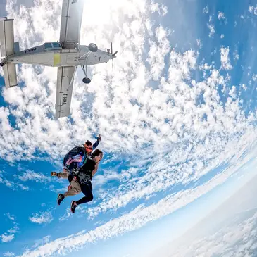 Saut en Parachute à Mimizan dans les Landes