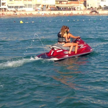 Randonnée en Jet Ski à Saint-Cyr-sur-Mer