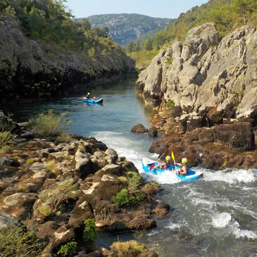 Cano-Rafting dans les Gorges du Diable près de Montpellier