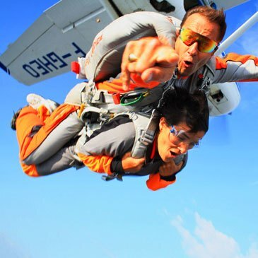 Saut en Parachute Tandem près d'Agen