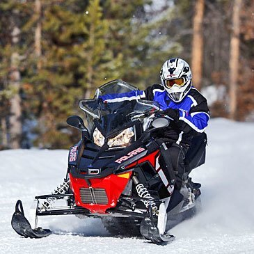 Initiation à la Conduite d'un Scooter des Neiges à Auron