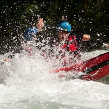 Descente Sportive en Canoë Raft sur l'Isère à Aime