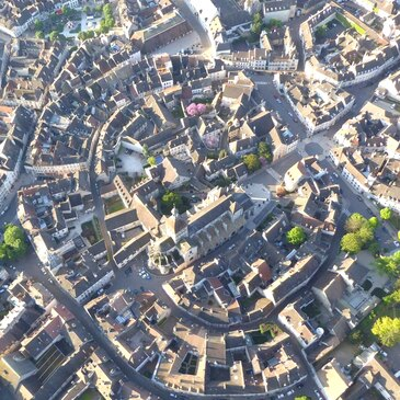 Baptême en Hélicoptère à Mâcon - Survol de la Bourgogne