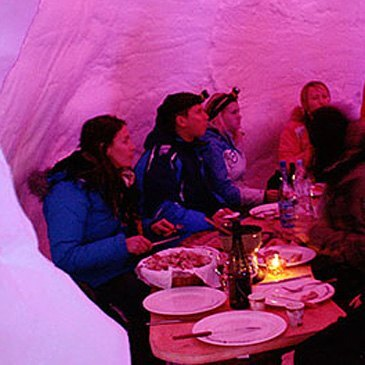 Diner dans un Igloo à Avoriaz