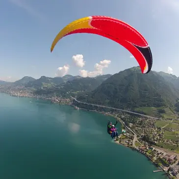 Baptême en Parapente à Montreux - Survol du Lac Léman