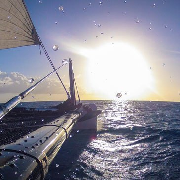 Balade en Bateau au Coucher de Soleil au Lavandou