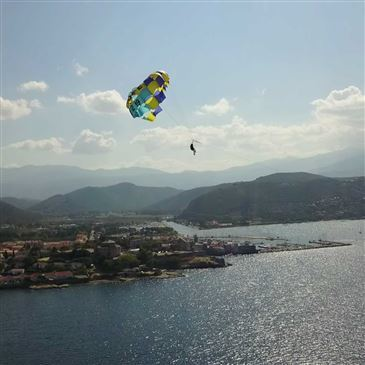 Parachute Ascensionnel à Saint-Florent