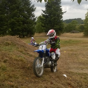 Initiation au Moto-Cross pour Enfant près de Thiers
