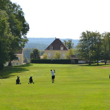 Week end Golf au Château les Merles près de Bergerac