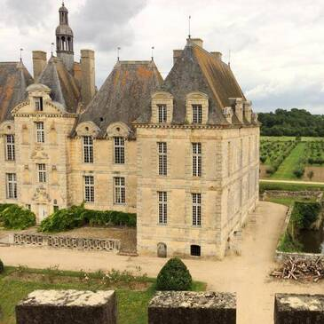 Nuit au Château de Saint-Loup près de Bressuire